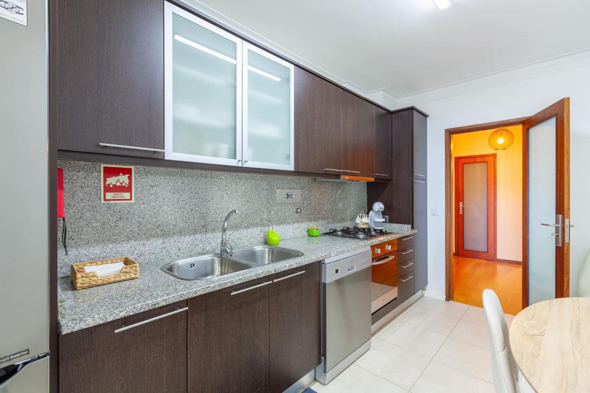 Apartamento Hibiscos - Minho'S Guest براغا المظهر الخارجي الصورة